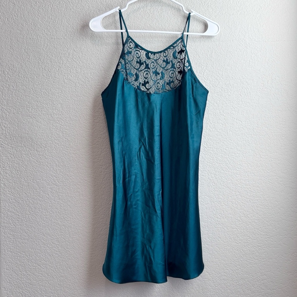 Private Luxuries Emerald Green Satin Slip Nightgown Pajamas Dress Small